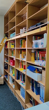 Buch, Bücher, Regal, Leiter, Hochregal, Taschenrechner, LÜK