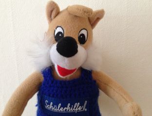 Maskottchen Schlaufuchs Ferdi der Schülerhilfe Nachhilfe in Wiesbaden-City Maskottchen Schlaufuchs Ferdi der Schülerhilfe Nachhilfe in Wiesbaden-City