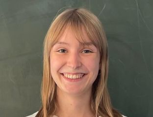 Nachhilfelehrerin Julia Böber der Schülerhilfe Nachhilfe in Wiesbaden-City Nachhilfelehrerin Julia Böber - Schülerhilfe Nachhilfe - Wiesbaden-City