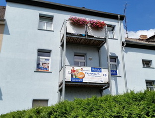 Lage und Außenansicht des Gebäudes in dem sich die Schülerhilfe Merseburg befindet Aiußenansicht der Schülerhilfe Merseburg
