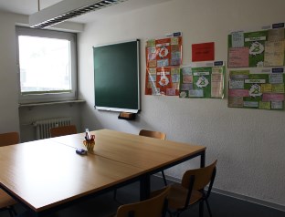 Unterrichtsraum II der Schülerhilfe Bad Vilbel Hier macht Lernen Spaß - in den mit Tageslicht versehenen Unterrichtsräumen der Schülerhilfe Bad Vilbel.