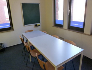 Ein Unterrichtsraum in der Schülerhilfe Bad Schwartau Innenansicht der Schülerhilfe Bad Schwartau