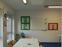 Unterrichtsraum I der Schülerhilfe Korschenbroich Hier macht Lernen Spaß - in den hellen Räumlichkeiten der Schülerhilfe Korschenbroich