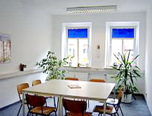 Großzügige und helle Unterrichtsräume in der Schülerhilfe Magdeburg Süd Ein Unterrichtsraum in der Schülerhilfe Magdeburg Süd