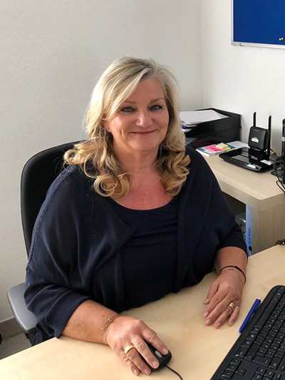 Frau Hüster Frau Hüster