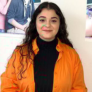 Nachhilfelehrerin Dilara in Solingen-Wald