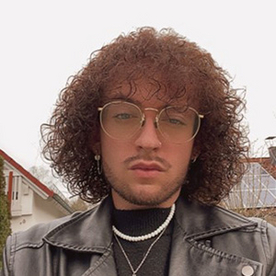 Dominik Dominik