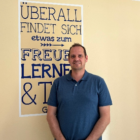 Thomas Engelhardt - Nachhilfelehrer für Mathe, Latein und Rechnungswesen und Pädagogischer Leiter Thomas Engelhardt - Nachhilfelehrer für Mathe, Latein und Rechnungswesen und Pädagogischer Leiter