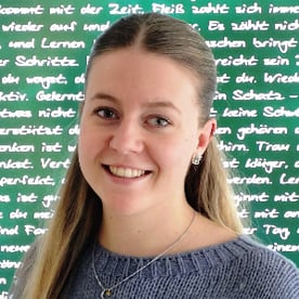 Alina P.gibt Nachhilfeunterricht für Grundschüler