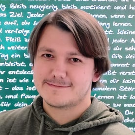 Jan D. gibt Nachhilfeunterricht für Mathematik und Physik