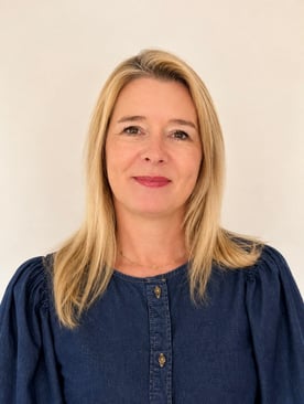 Nina Tschernay