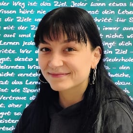 Magdalena G. gibt Nachhilfeunterricht für Englisch und Deutsch