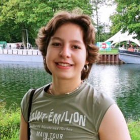 Leonie Leonie