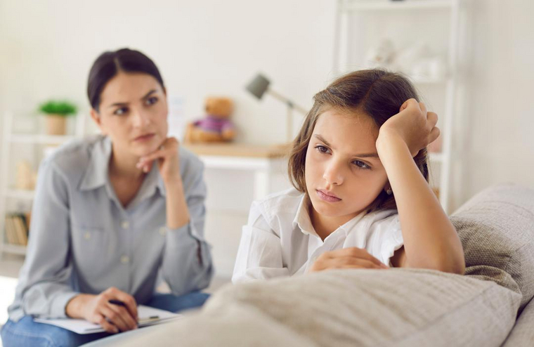 Schlechte Noten in der 5. Klasse Gymnasium belasten die Familie und erfordern Unterstützung. Die Tipps der Schülerhilfe helfen weiter.