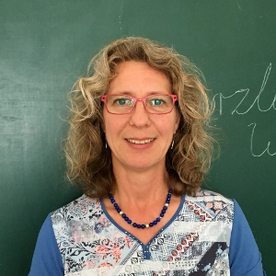 Dr. Beate Krause Dr. Beate Krause